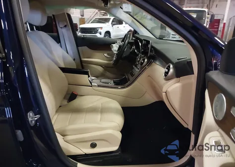 2020 Mercedes-Benz Glc 300 4Matic from USA, damaged, VIN W1N0G8EB9LF799355